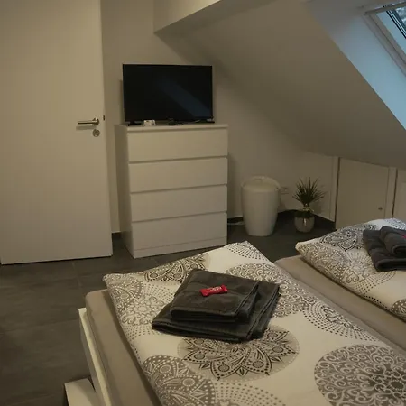 Luxury Weingarten Homestay